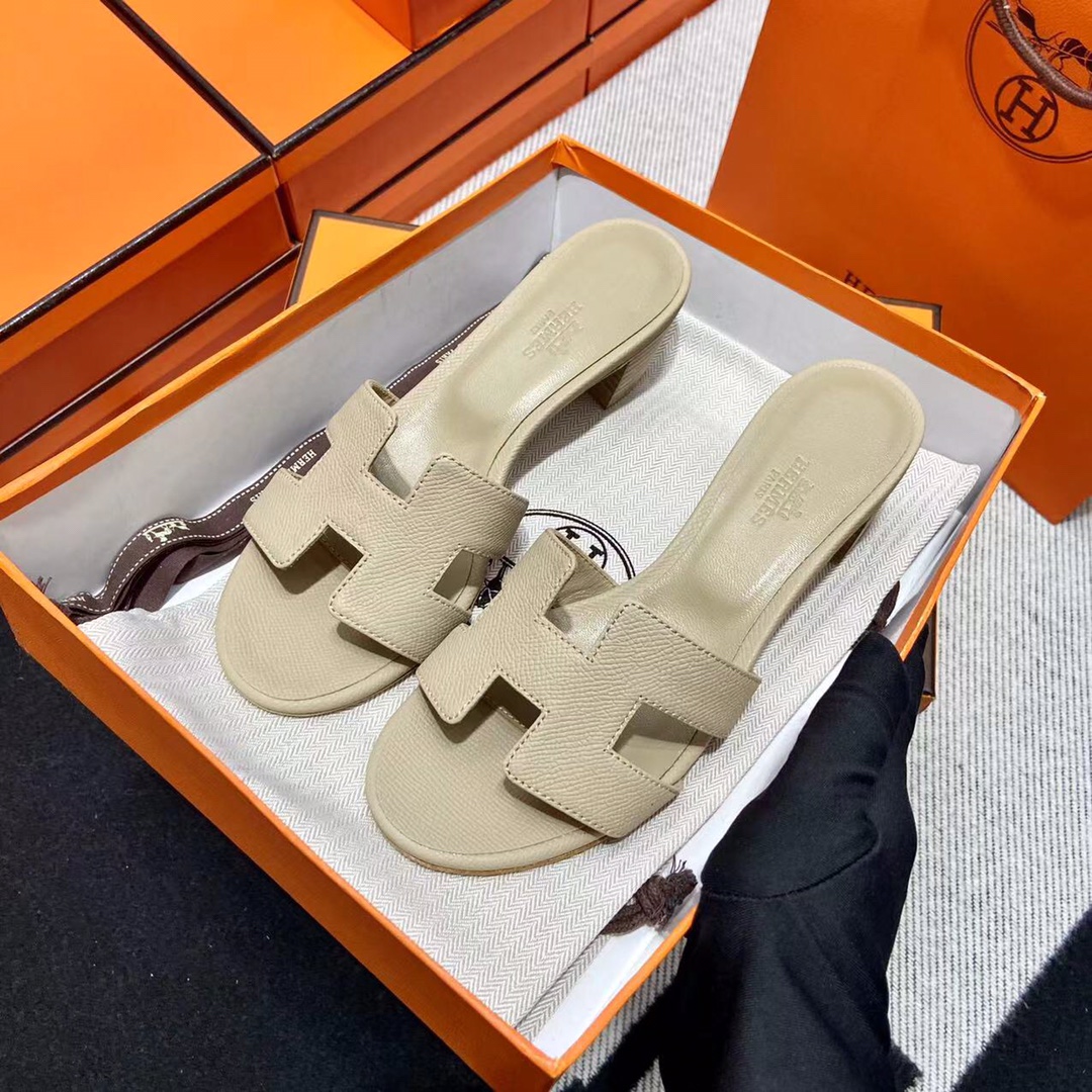 에르메스 올수공 오아시스 슬리퍼 샌들 앱송 54